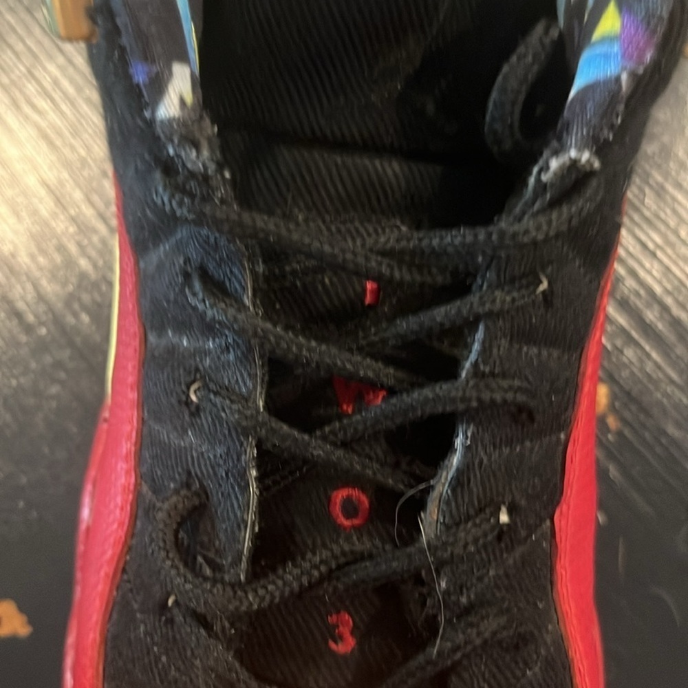 Jordan Athletic Shoes in Black and Red with Gold Highlights - Picture 11 of 14